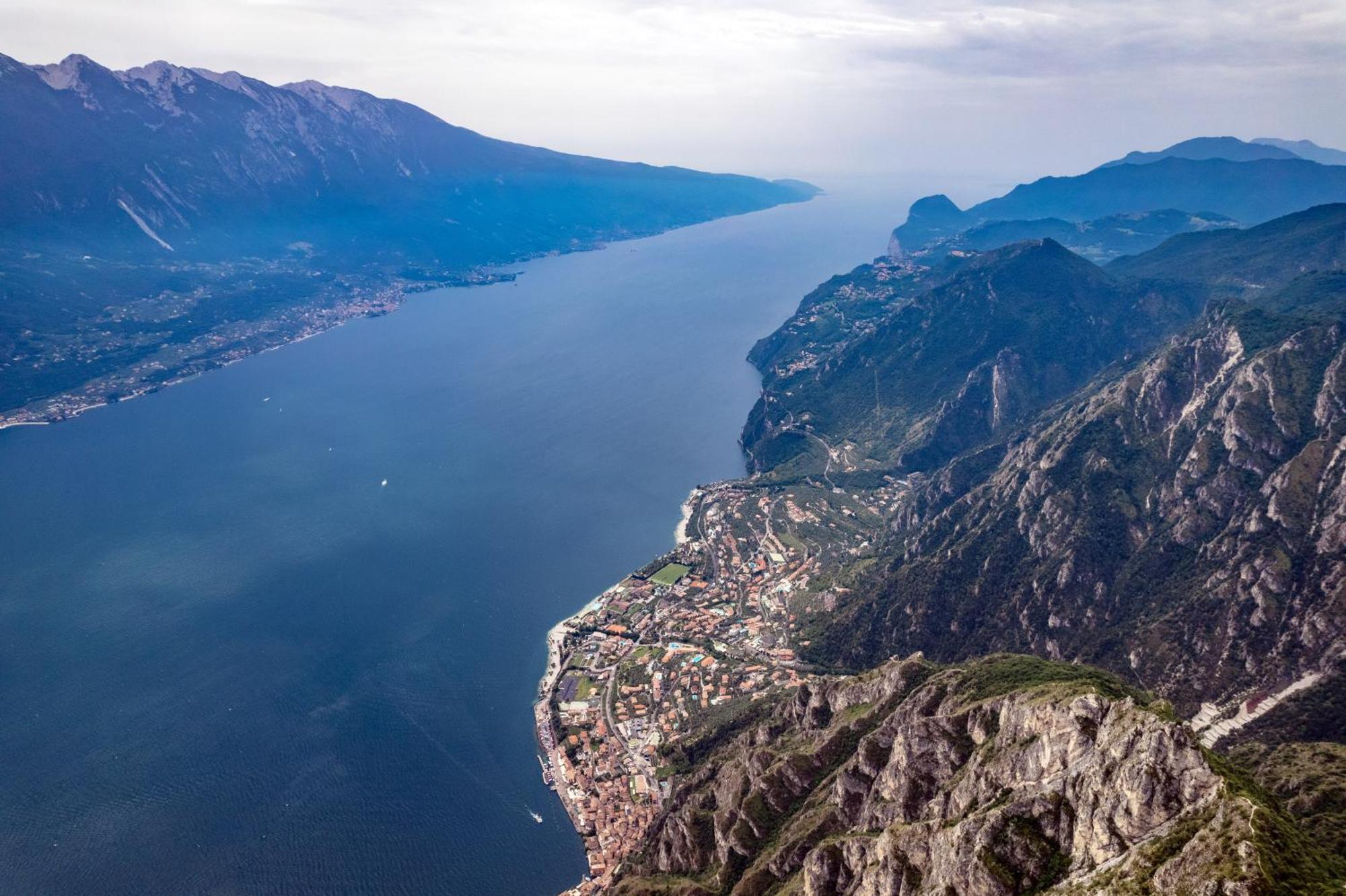 Llac Living Nature Hotel Limone sul Garda Bagian luar foto