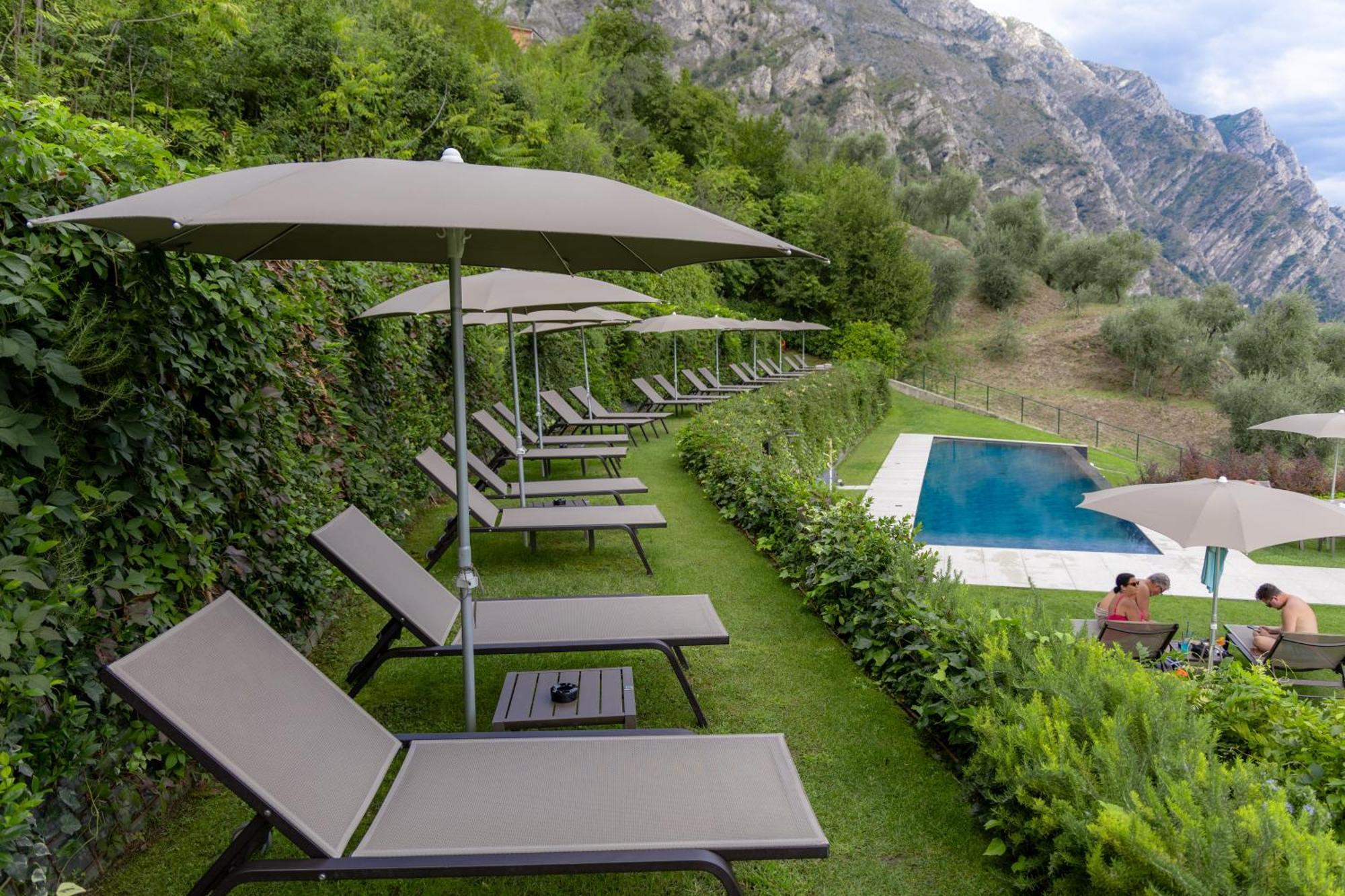 Llac Living Nature Hotel Limone sul Garda Bagian luar foto